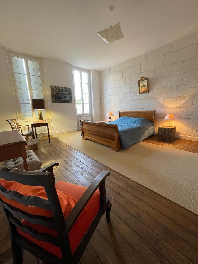 La Maison Du Port Mortagne-sur-Gironde Εξωτερικό φωτογραφία